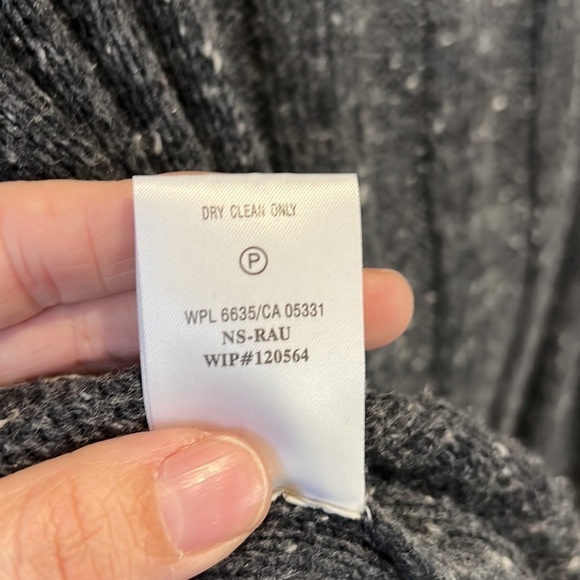 WOOLRICH “9506” sweater, 1/4 zip in onyx Heather color size L - Picture 8 of 11